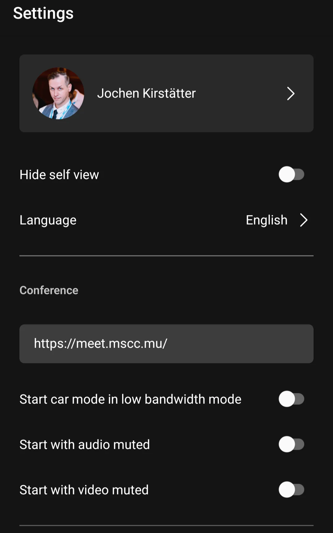 Configuring the custom Server URL in Jitsi Meet mobile settings